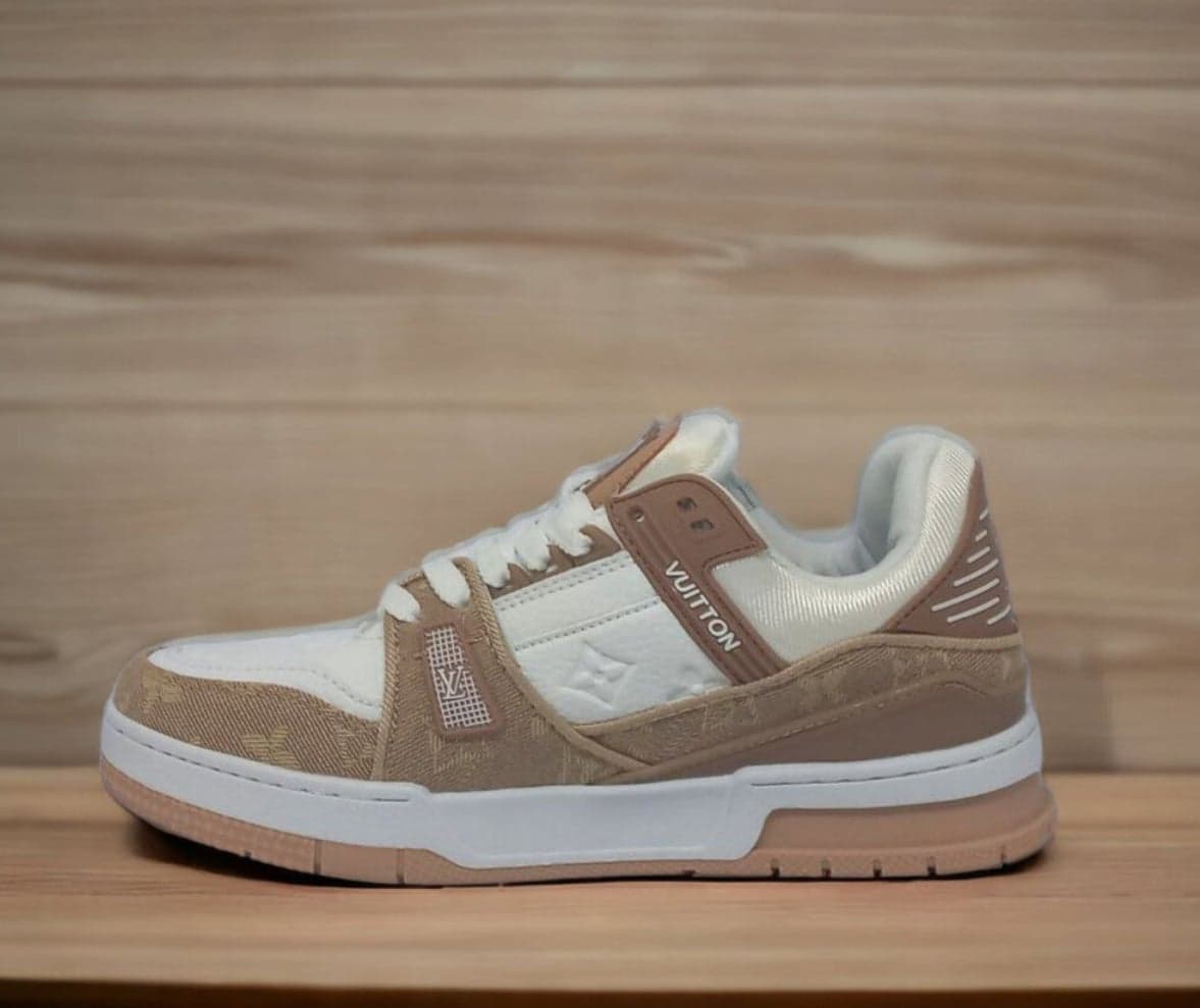 Louis Vuitton Tranier – Bej
