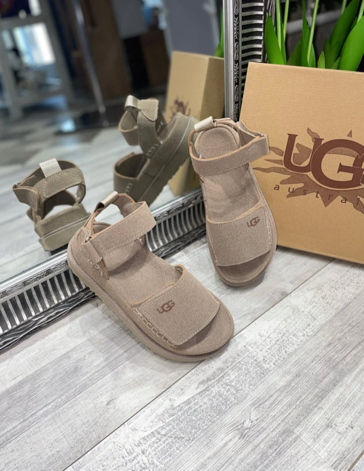 Ugg sandalet – Vizon