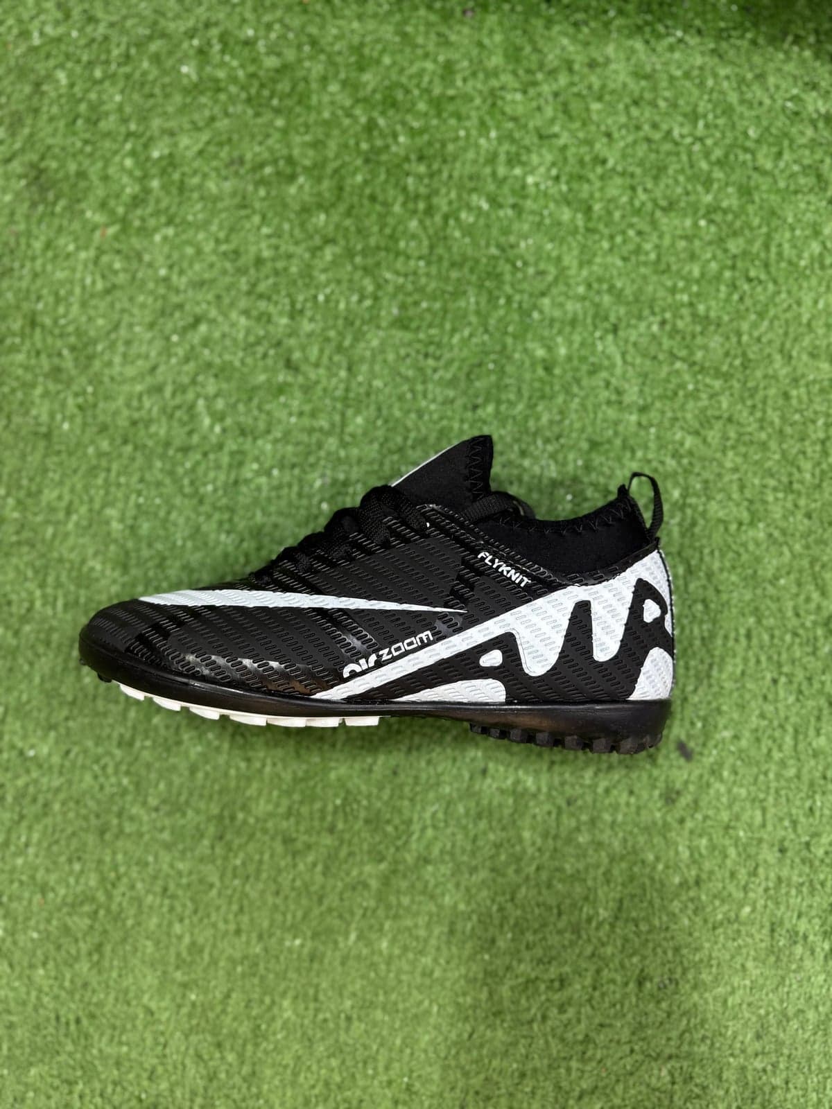 Nike Aır halısha – Siyah beyaz