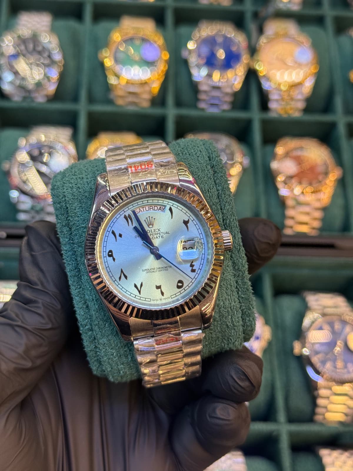 Rolex Day-Date – Mavi arabic