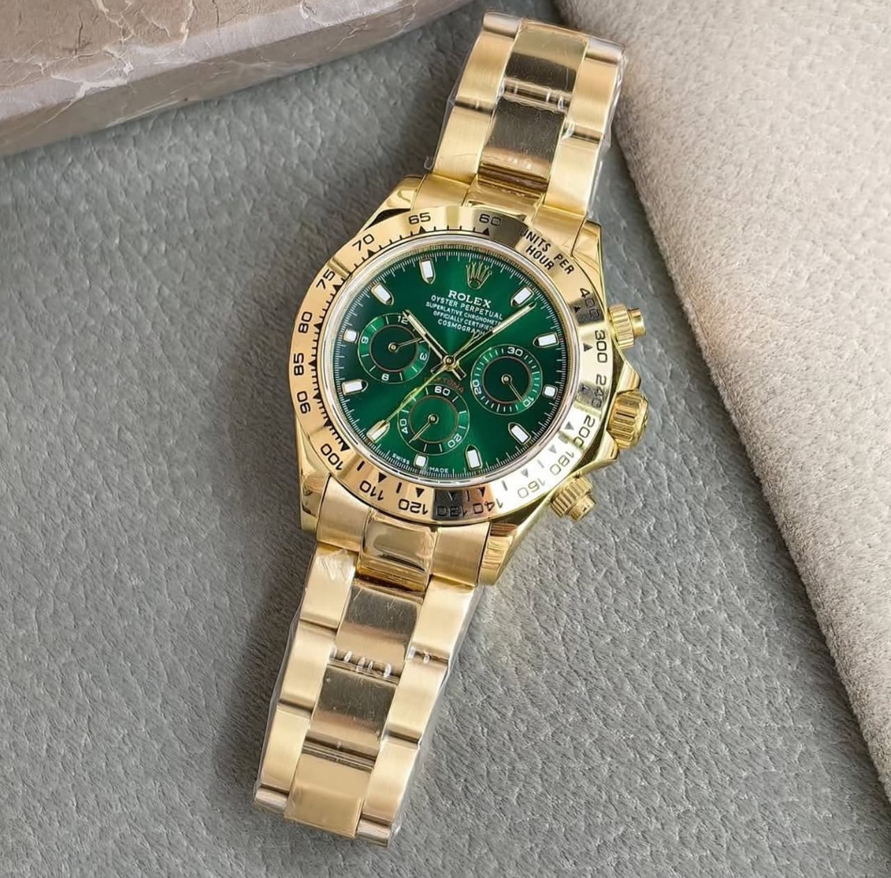 ROLEX SAAT (otomatik premium) – Daytona gold green